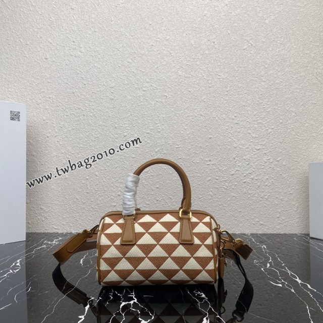 Prada專櫃新款刺繡織物包小號手提肩背女包 1BB846 普拉達刺繡枕頭包 csp1650